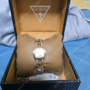 Guess 금장시계