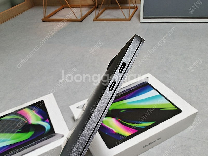 맥북프로 M2 13인치 16GB 256GB 애케플 26...--2