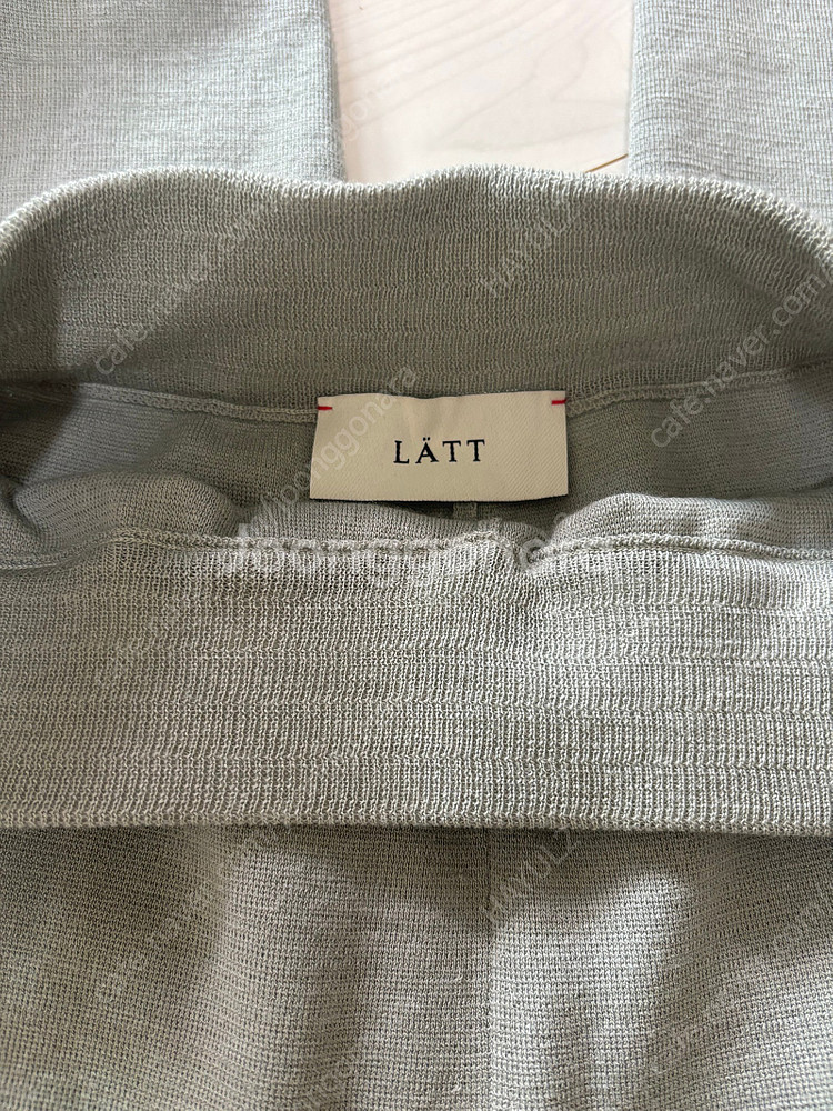 한섬 더캐시미어 신상 니트 가디건, 준지, Ami, 띠어리 니트, LATT 니트, 이세이미야케--8