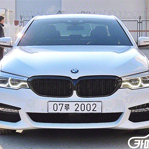 5시리즈 (G30) 520d xDrive M 스포츠 2017 년 중고차/전액할부/중고리스/여유자금/