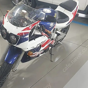 혼다 honda cbr 400rr