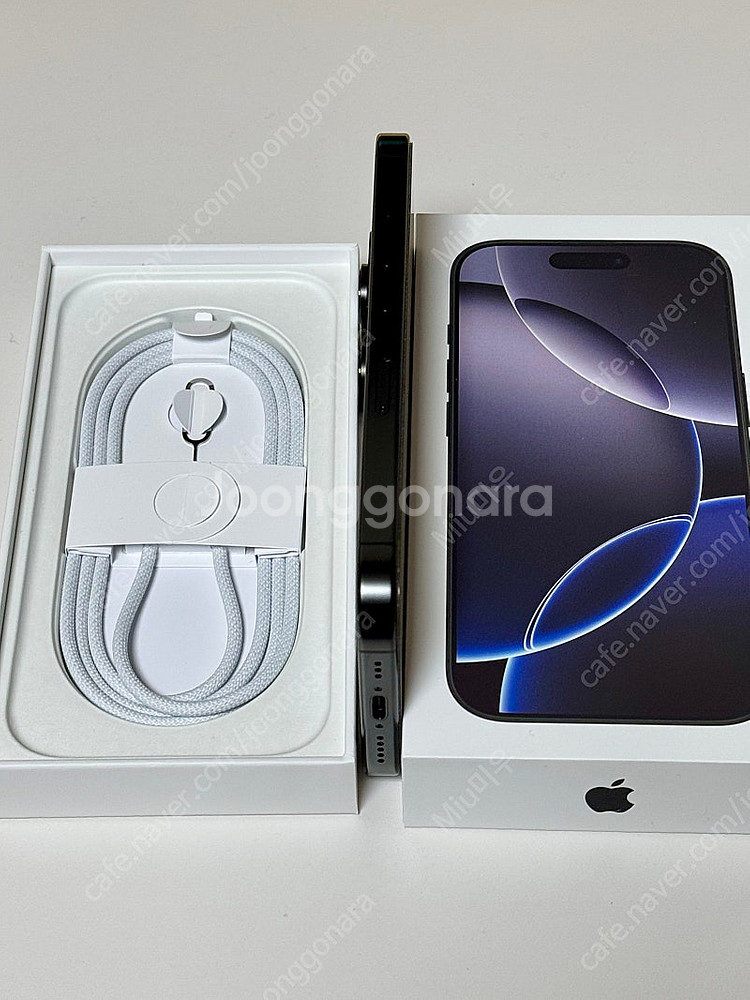 아이폰16프로 256GB 블랙티타늄 S급 팝니다 (정품...--2