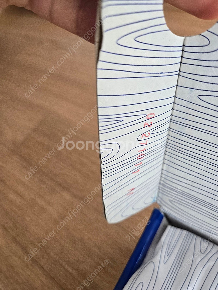 13년 sb덩크 한정판 골든 금장 덩크 사이즈 260--1