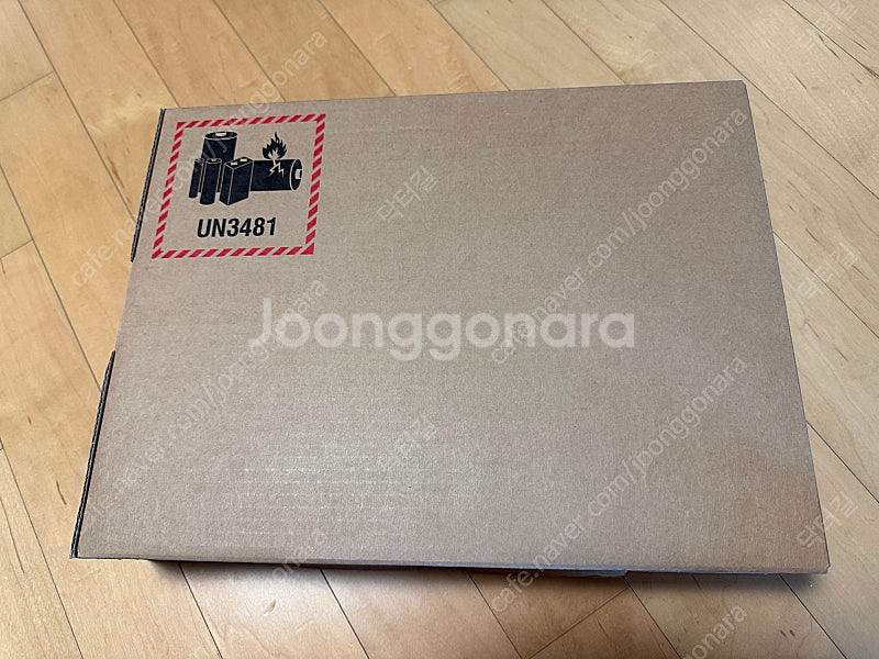 맥북에어 M3 13 256GB 8GB 미드나이트 미개봉...--0