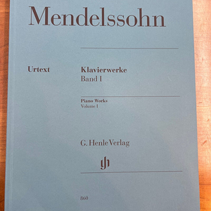 헨레판 멘델스존 피아노 소나타집 1 판매가 6.9만 택포 (온라인 판매가 9.9만)