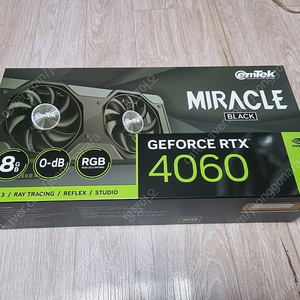 이엠텍 지포스 RTX 4060 MIRACLE BLACK D6 8GB 팝니다