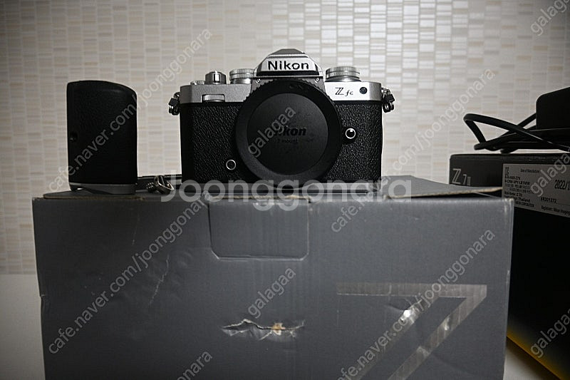 니콘 zfc--0