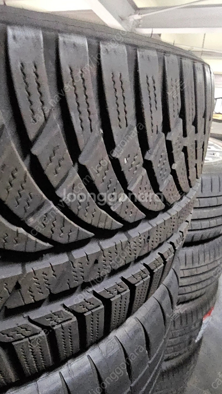 235 35 19 윈터타이어 판매합니다--3