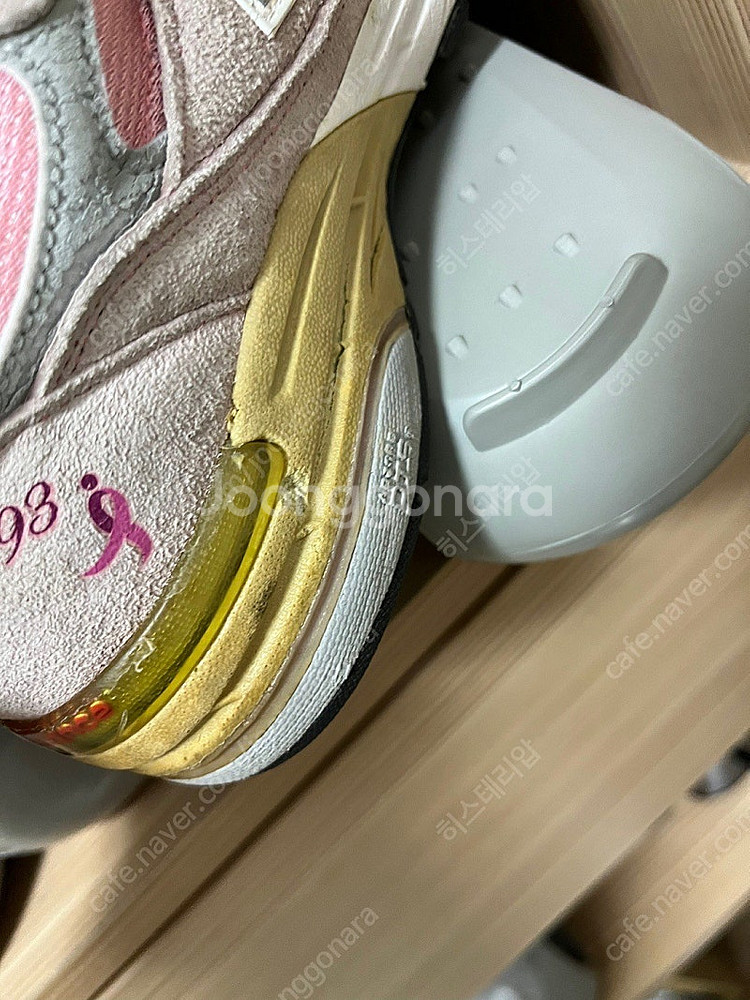 뉴발란스993 핑크 한정판 220--0