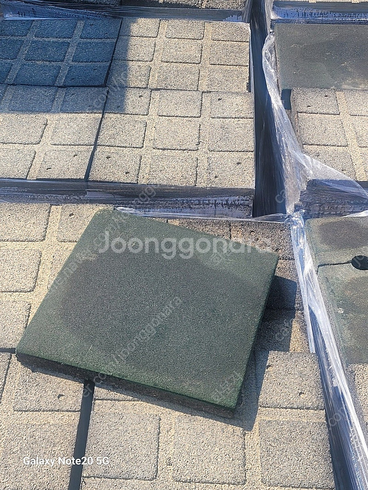 고무매트 중고제품 보도블럭 놀이터 헬스장 바닥재--3