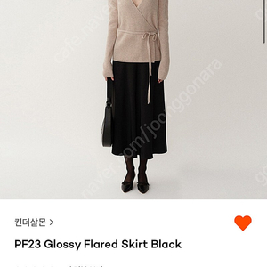 킨더살몬PF23 Glossy Flared Skirt Black