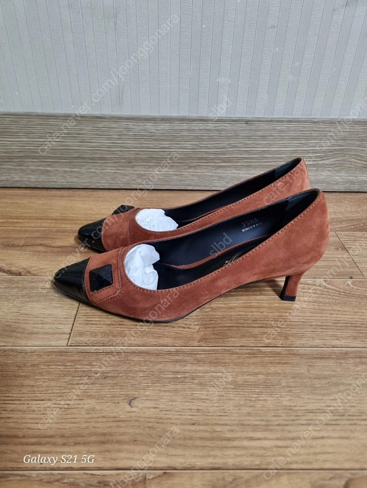 TOD'S(토즈)이태리,여성용,구두230팝니다.(깨끗하고 상태좋습니다.)(택포60,000원) 이미지