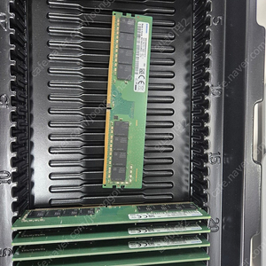 삼성 ddr4 램 ram 16gb (2666)8개 일괄 택포 팝니다