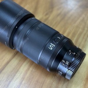 니콘 z mc105mm 민트급 판매합니다.