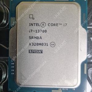 인텔 i7-13700 CPU 판매합니다