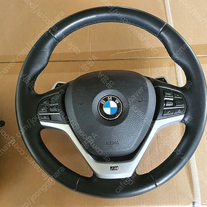 BMW X6 F16 핸들, 스위치