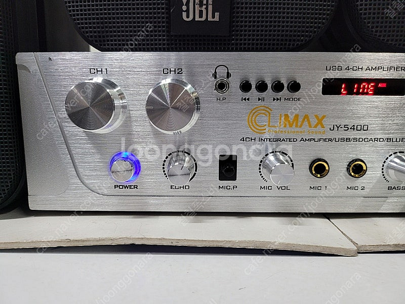 4채널 앰프 1대 + JBL 스피커 익스트림 4대 팝니...--2