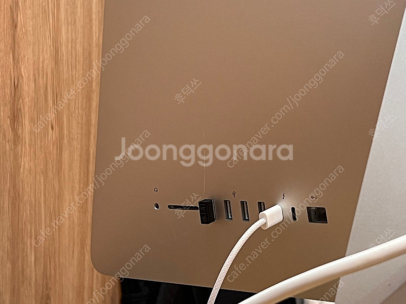 아이맥 27인치 2019 고급형입니다--2