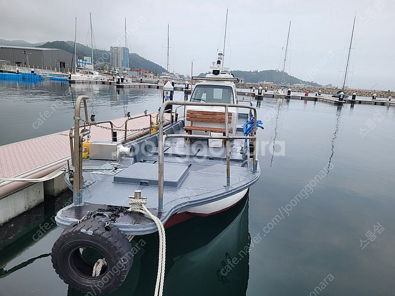 레져선 3톤 선외기 250마력 판매합니다.--1