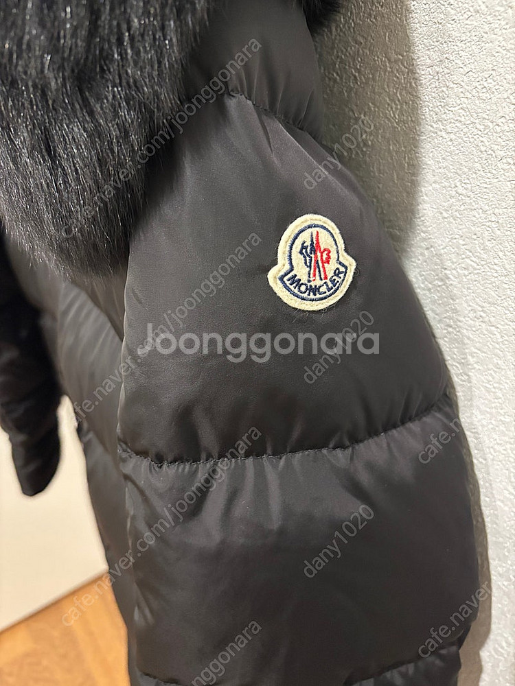 몽클레어 메상지 패딩 새상품--1