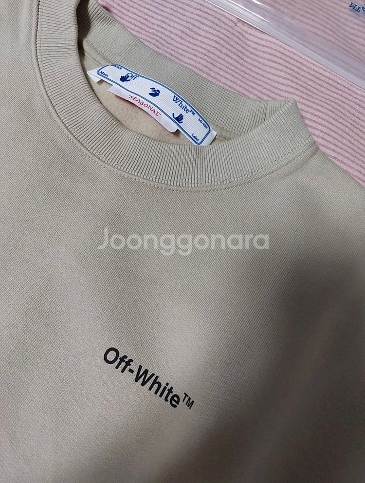 오프화이트 (Off White) 카라바조 애로우 맨투맨...--5