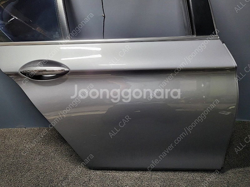 3018 BMW 5시리즈 F바디 후기형 조수석뒷문짝 2...--2