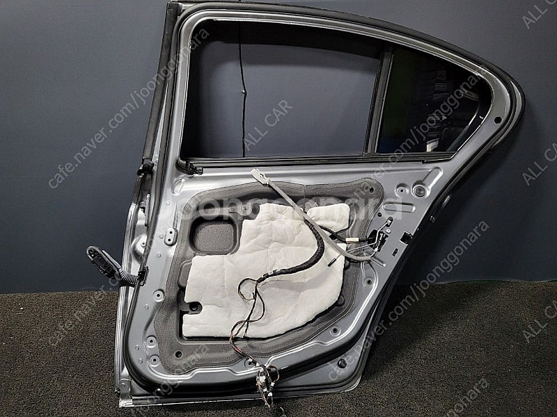 3018 BMW 5시리즈 F바디 후기형 조수석뒷문짝 2...--4