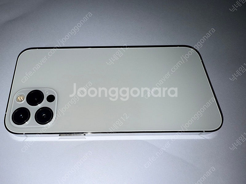 아이폰12 프로 256GB 실버 화이트--1