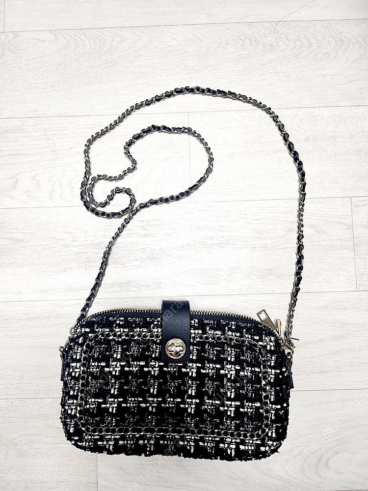 zara 트위드 크로스 미니백--0