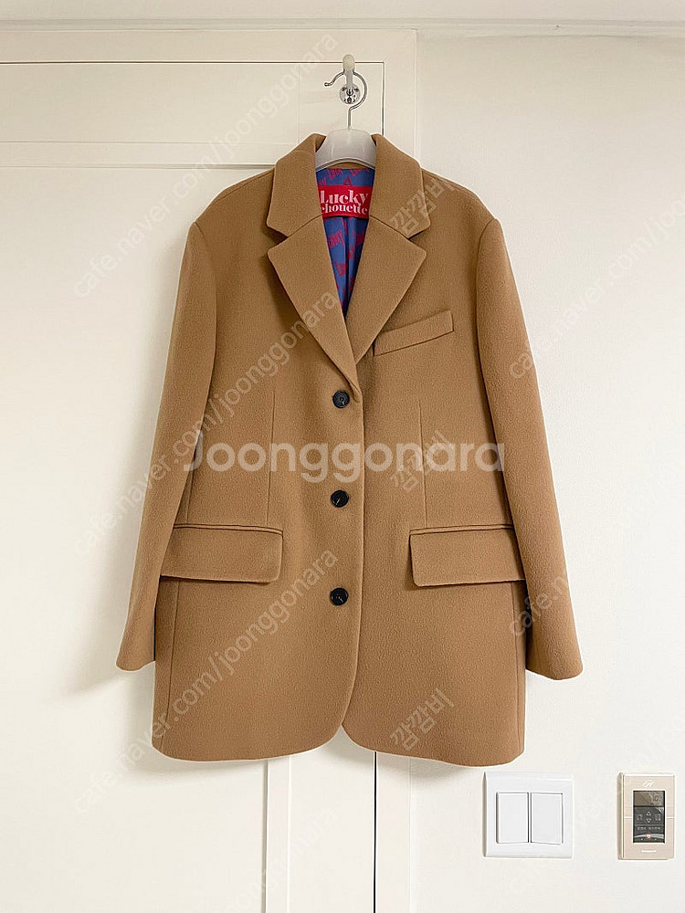 럭키슈에뜨 카멜 베이지 울 자켓 반코트--1