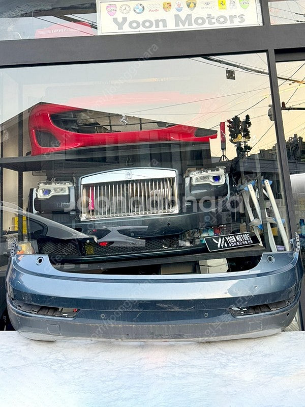 아우디 Q3 8U 후기형 뒷범퍼 8U0807385 판매--0
