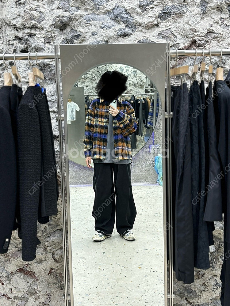 아더에러 Product 18 Brown L--1
