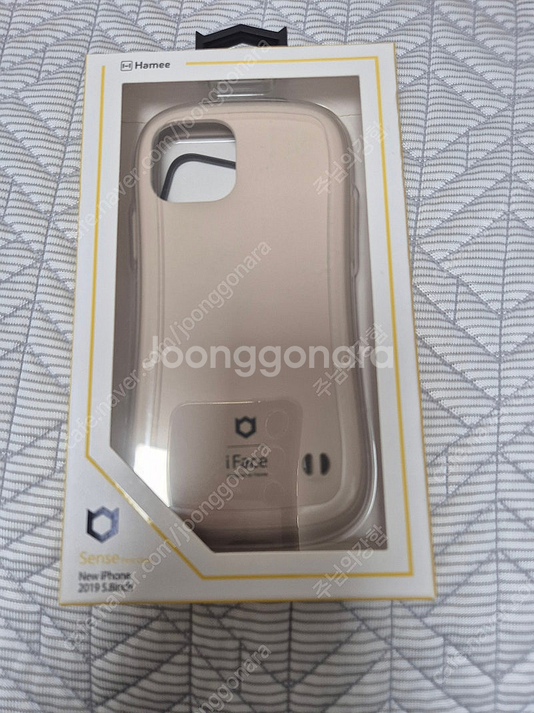 아이폰 11프로 pro 레어 케이스 8종 한꺼번에 팔아요.--6