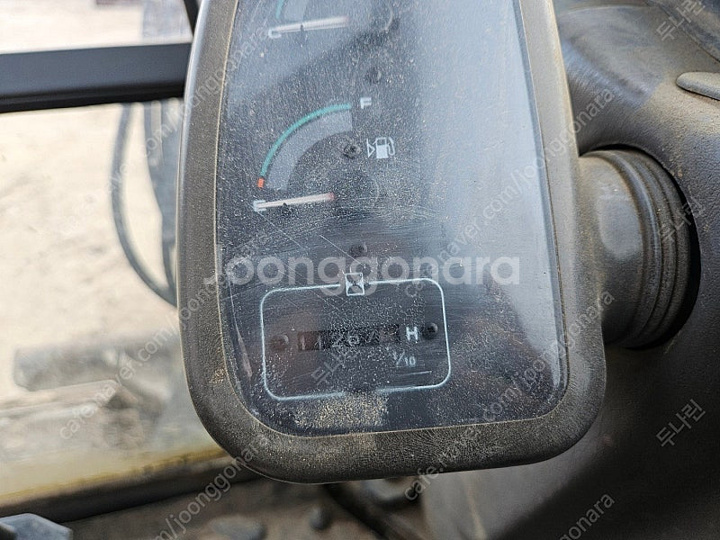 볼보 EC55B 2005년식 집게 회전라인 신형엔진교체 가동만천 02 중고굴삭기--8