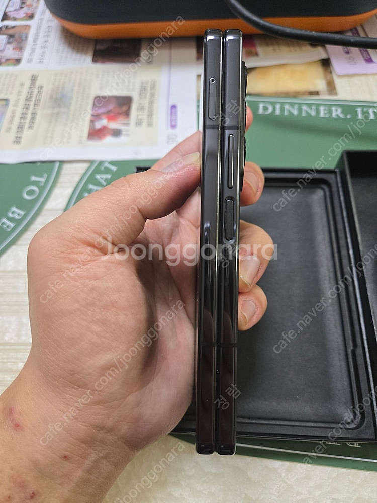 갤럭시 폴드4 256GB--3