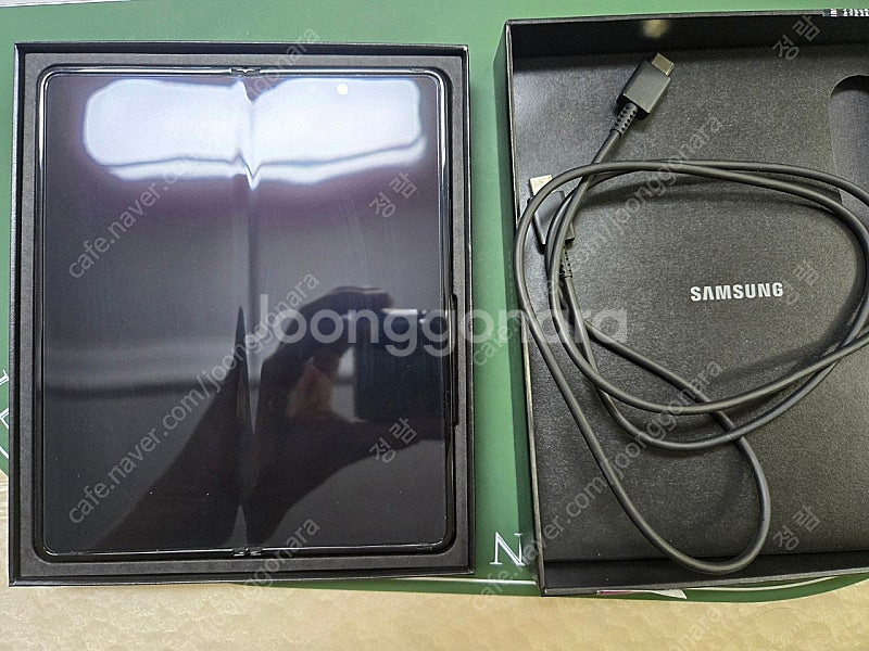 갤럭시 폴드4 256GB--6