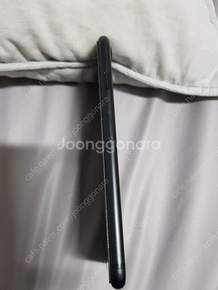 아이폰7 블랙32 팝니다--4