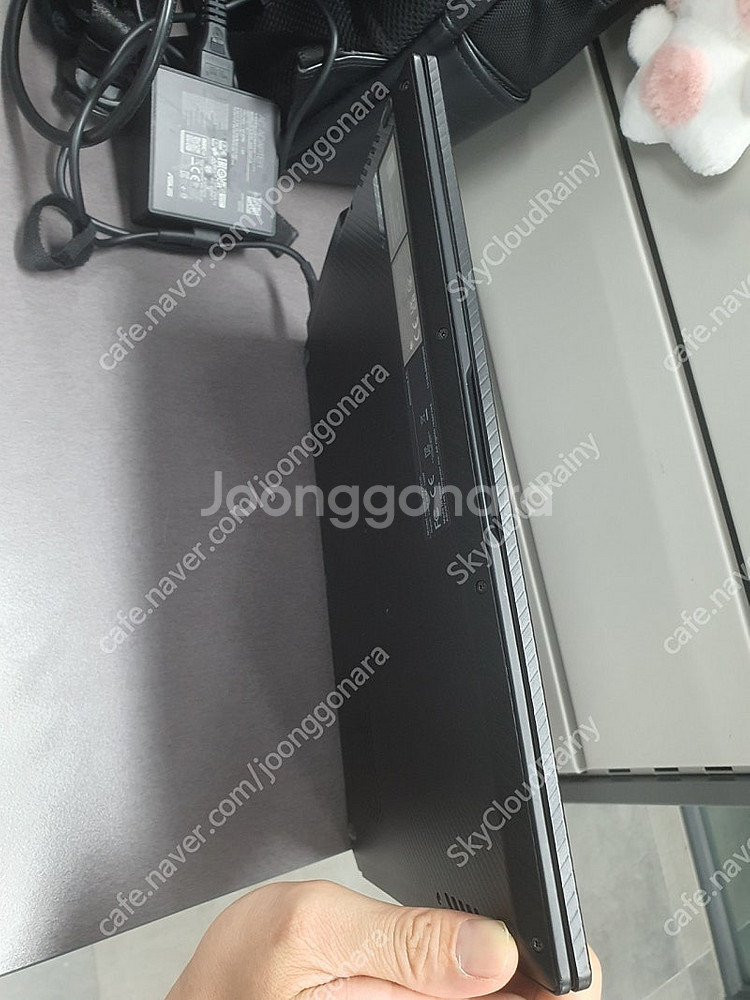 ROG Flow x13 (2022버전)- R9 6900HS/ RIX3050Ti 판매합니다--6