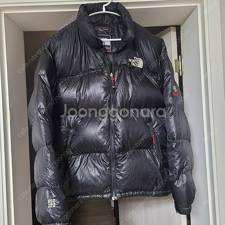 노스페이스 850 LTD 한정판 눕시패딩--9