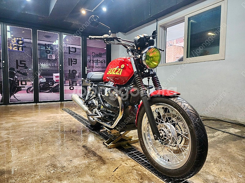 모토구찌 V7ii 스페셜모델 판매합니다.--8