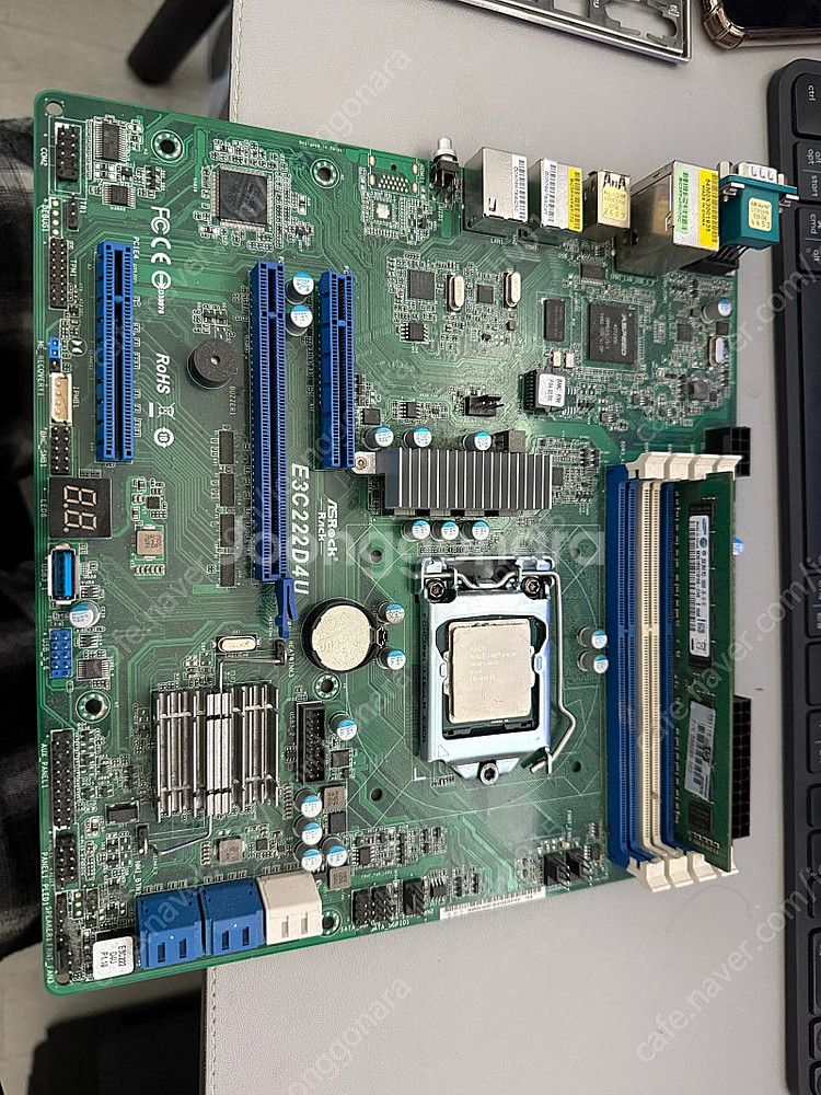 서버용 Asrock E3C222D4U (1150소켓)--0