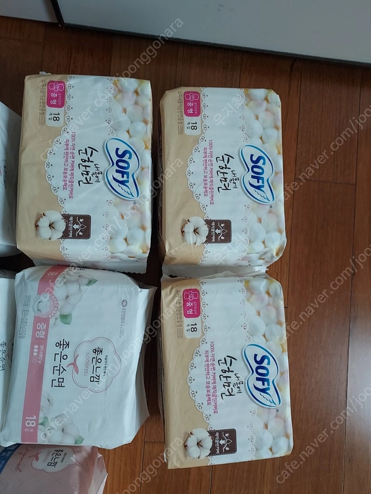 여성용품 22묶음 중형,대형,팬티라이너 전부5만원 이미지