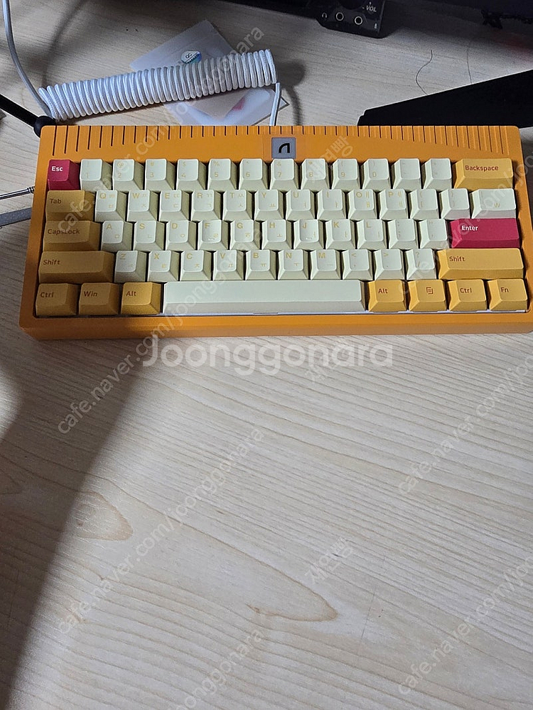 앱코 ar61 키보드 판매합니다--1