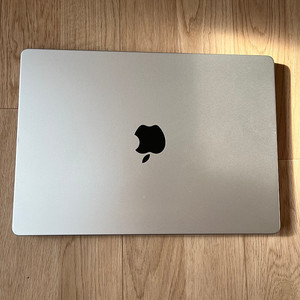 맥북프로 M1 14인치 129만원에 팝니다(1TB/램16GB)(MKGT3K/A2442)