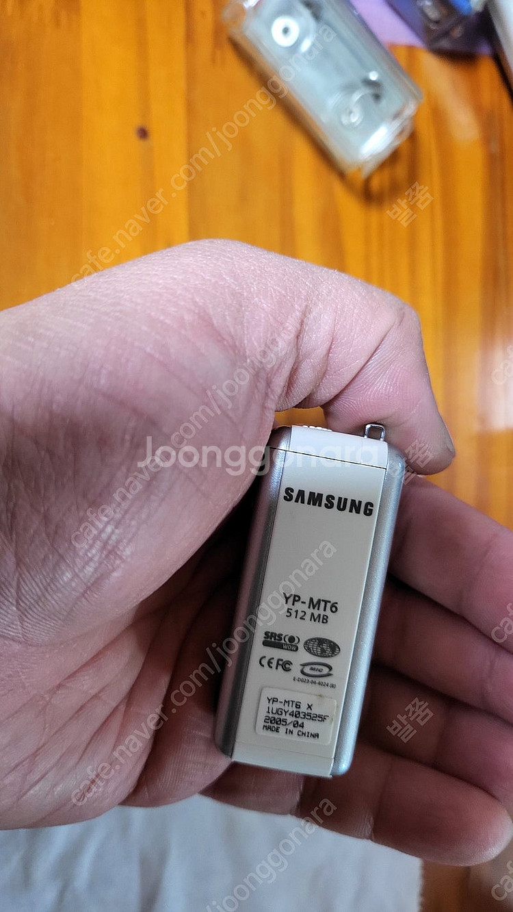 삼성mp3 YP-MT6 512MB 판매--1