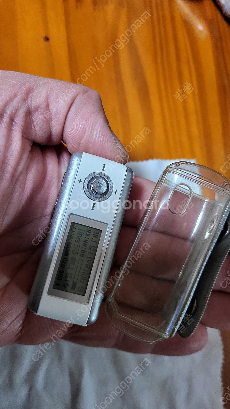 삼성mp3 YP-MT6 512MB 판매--4