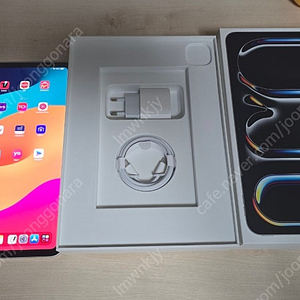 아이패드 프로 M4 11인치 실버 256GB WIFI 판매합니다.