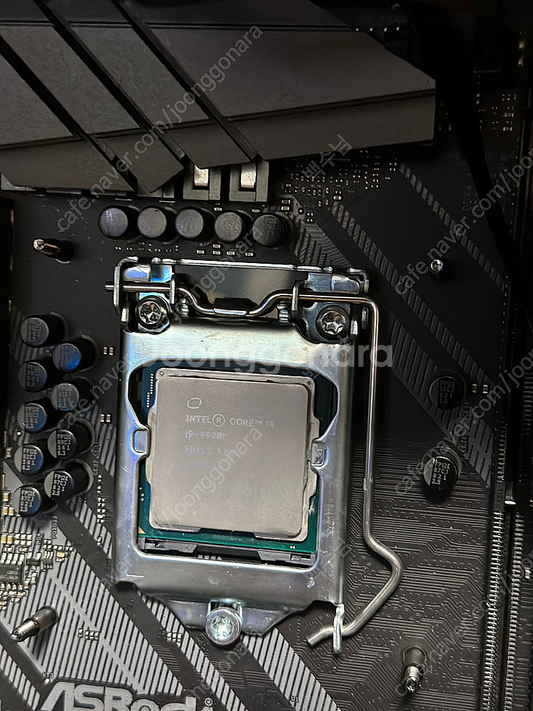 9900k 팝니다--0