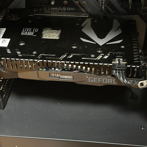 조탁 Rtx 2070 팝니다