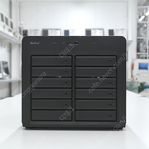 168테라 Synology DISKSTATION DX1215 12베이 판매합니다.